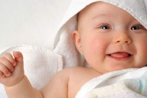 Розвиток новонародженої дитини по місяцям