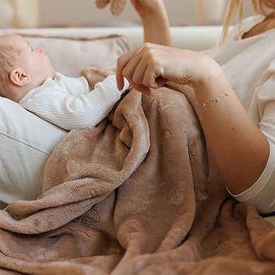 М'яка ковдра з зайчиком кремова 75x100см. BabyOno 1567/0