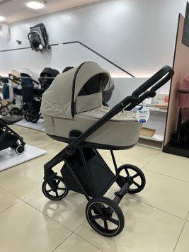 Коляска Roan Ivi True Black 2.0
