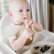 Нагрудник силіконовий з регульованою застібкою BabyOno 30 см x 28 см Бежевий (арт. 1639)