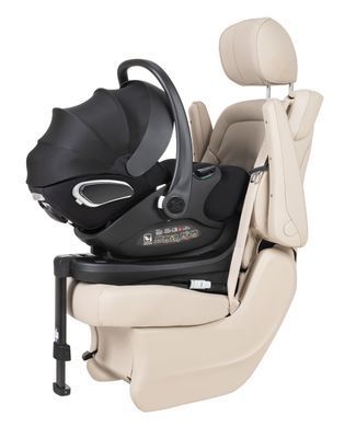 Автокрісло+база CARRELLO Vega CRL-14101/3AY Absolute Black i-Size 40-87см ISOFIX з обертанням /1/